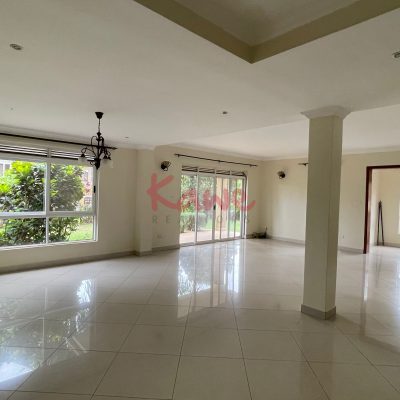 4 bedroom House for rent in Muyenga Kampala