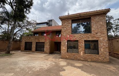 Standalone house for rent in Bugolobi as office Space
