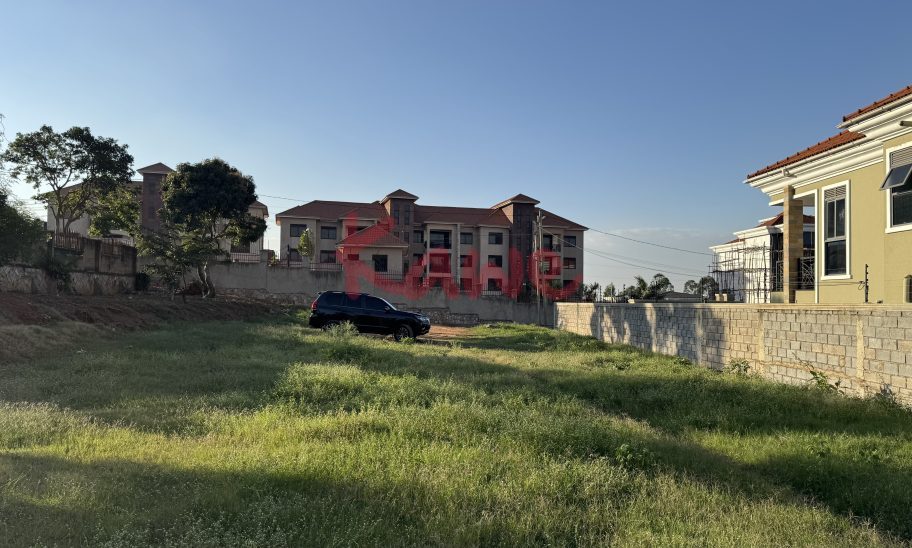 0.7 acre land for sale in Kiwatule Kampala near Kiwatule Recreation Centre