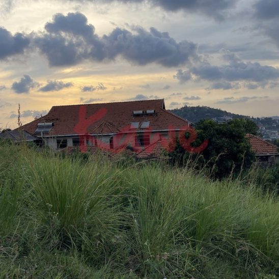 Land for sale in Mutungo Kampala
